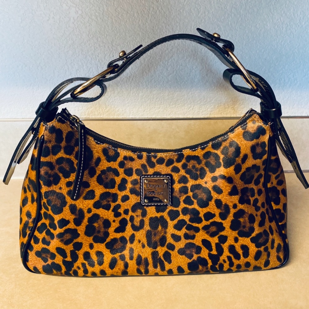 Dooney & Bourke